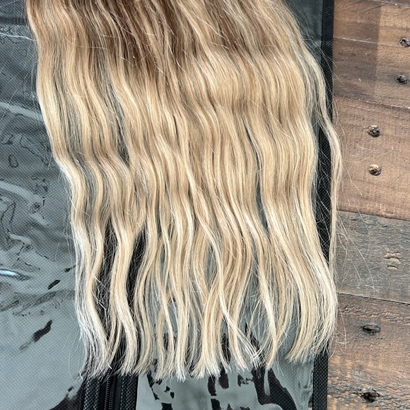NEW-HIDDEN CROWN- BUNGEE PONYTAIL- COLOR 882 dark ash blonde wavy-human hair 18” - Picture 6 of 15